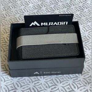 Sleek Black and Gray Key & Card Holder with Smooth Leather Finish